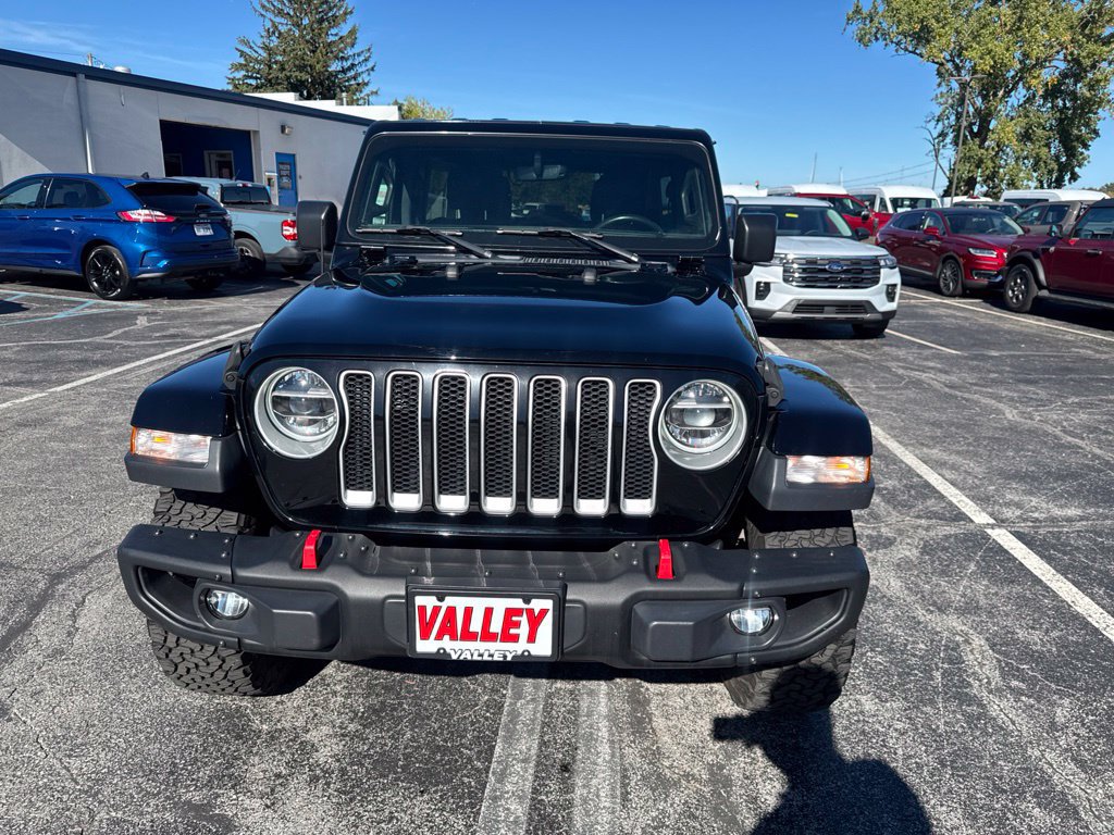 Used 2019 Jeep Wrangler Unlimited Sahara w/ Uconnect 4C Nav & Sound Group AWD/4WD image 15
