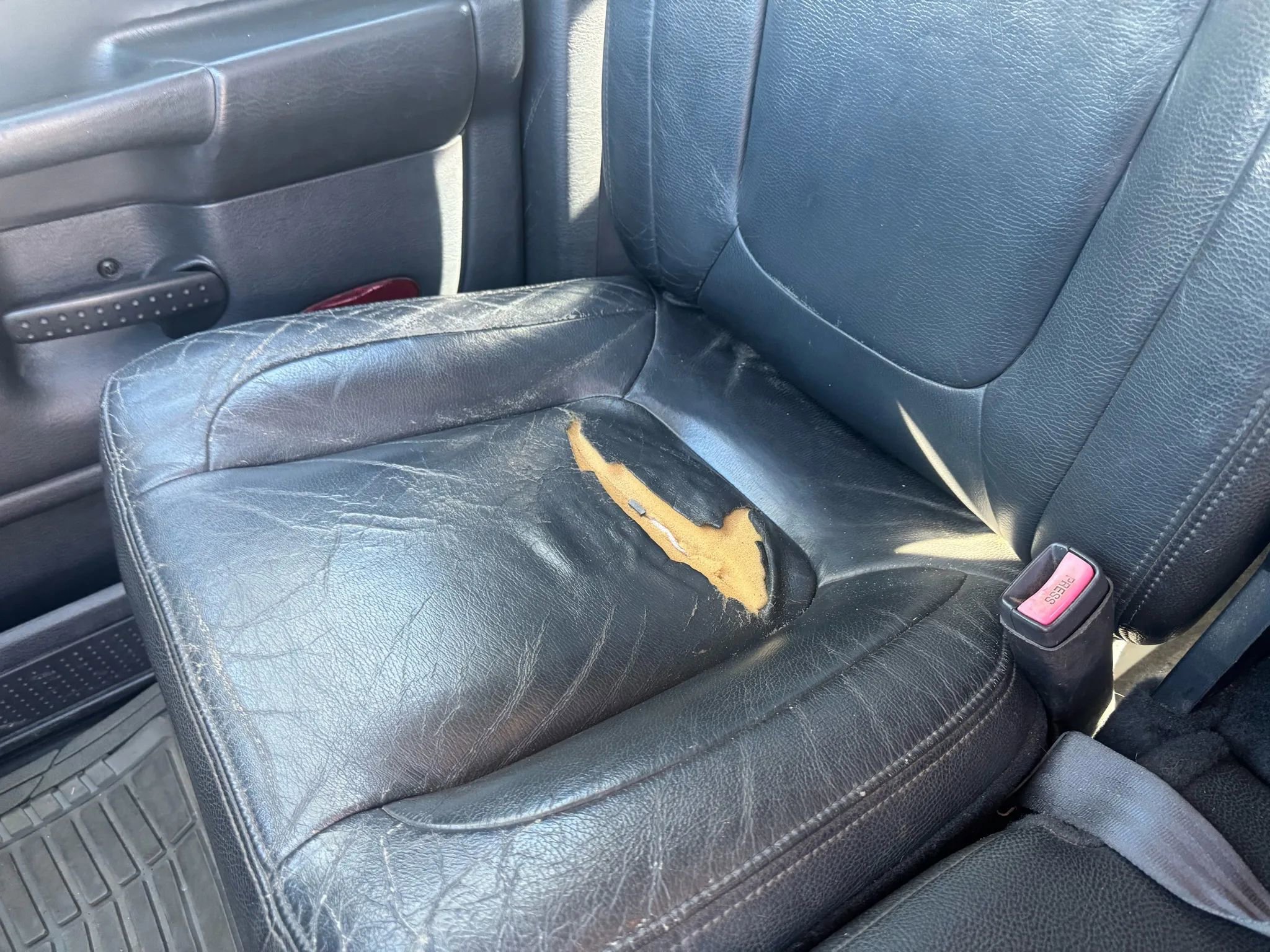 Used 2004 Dodge Ram 3500 Truck SLT w/ Sport Appearance Group image 17