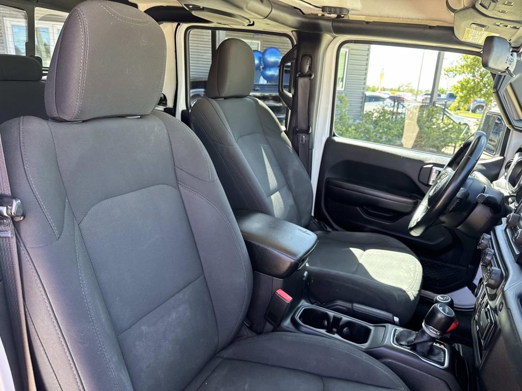 Used 2021 Jeep Gladiator Sport AWD/4WD image 13