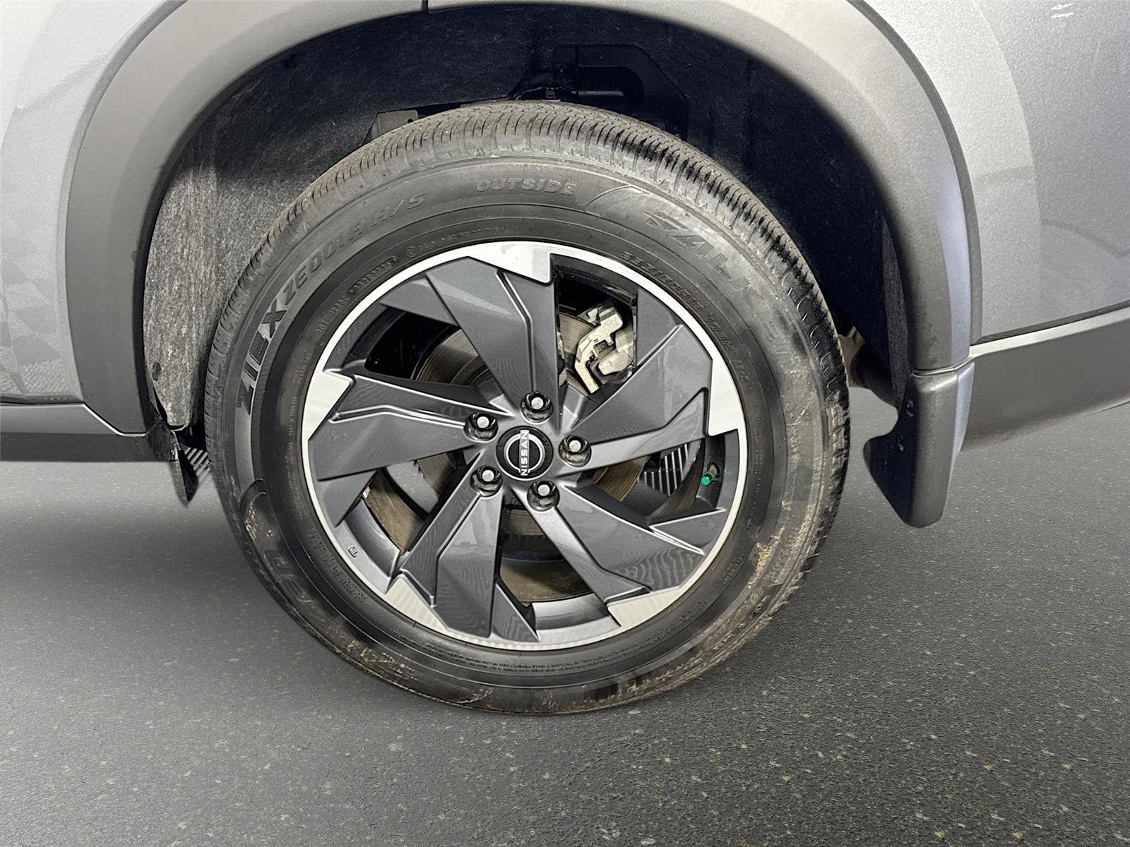 Certified 2026 Nissan Rogue SV FWD image 29