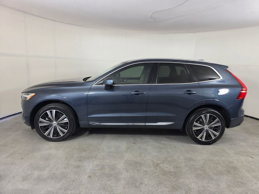 Used 2022 Volvo XC60 B5 Inscription w/ Protection Package Premier image 7