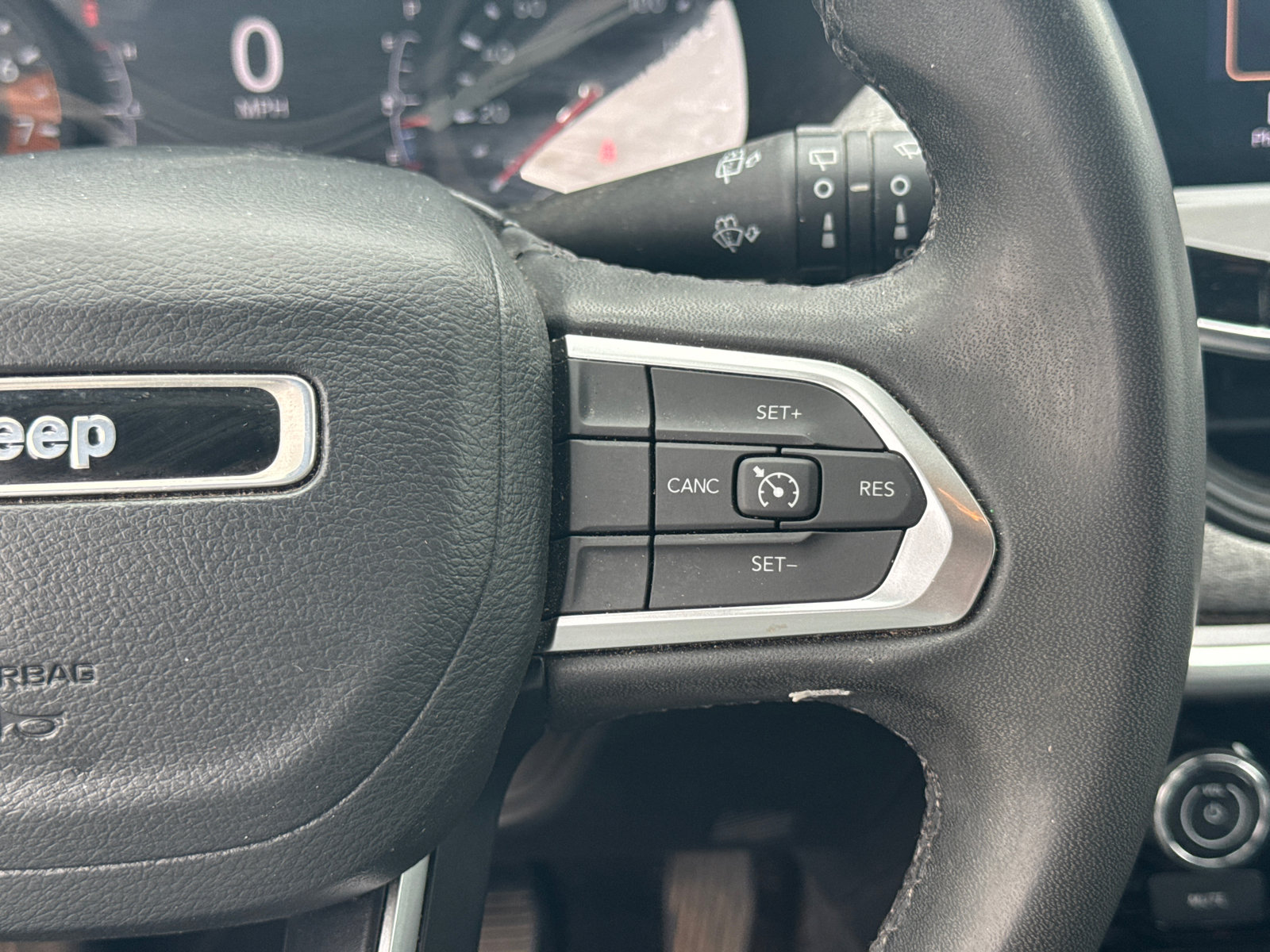 Used 2023 Jeep Compass Latitude image 24