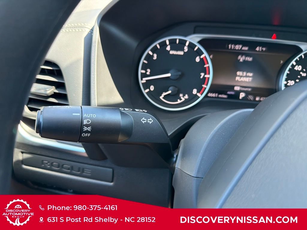 Certified 2025 Nissan Rogue S image 23