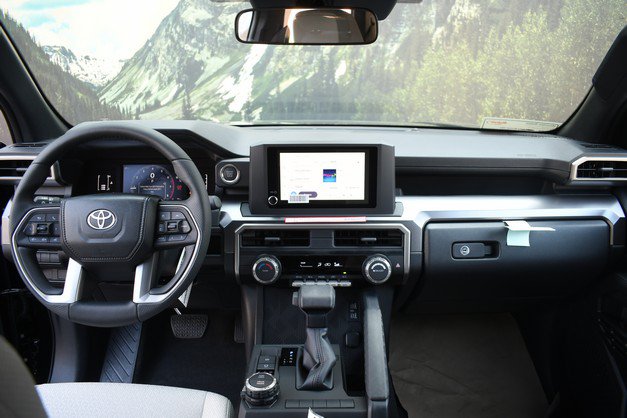 New 2026 Toyota 4Runner SR5 AWD/4WD image 9