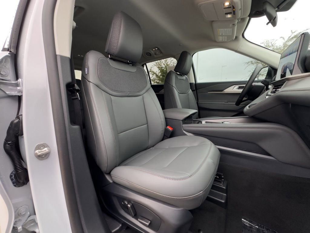 New 2026 Ford Explorer Active w/ Active Comfort Package image 70