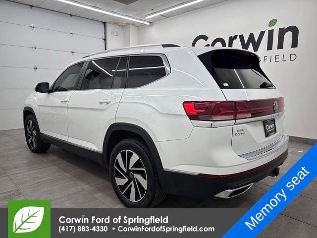 Used 2024 Volkswagen Atlas SEL image 3