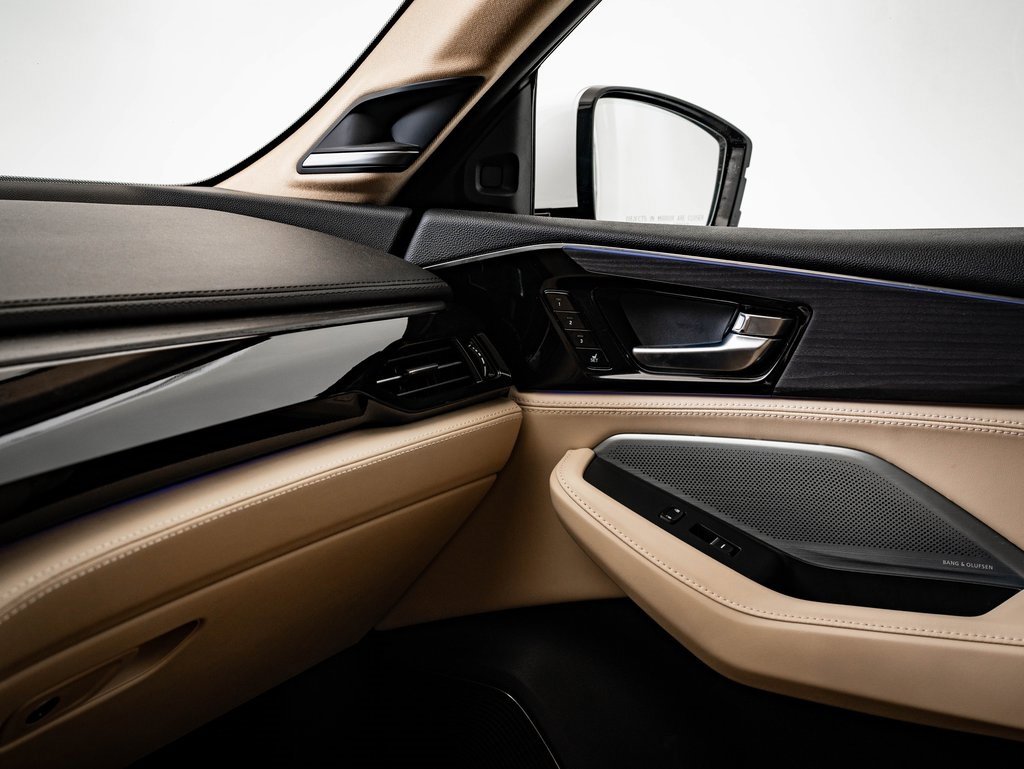 Certified 2025 Acura MDX w/ Advance Package image 40