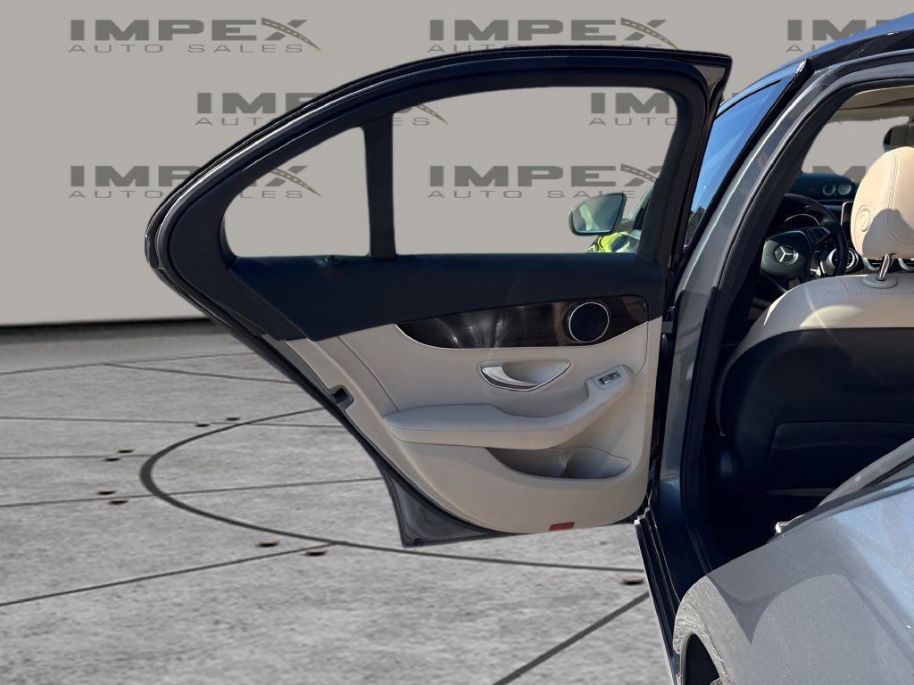 Used 2018 Mercedes-Benz C 300 Sedan image 23