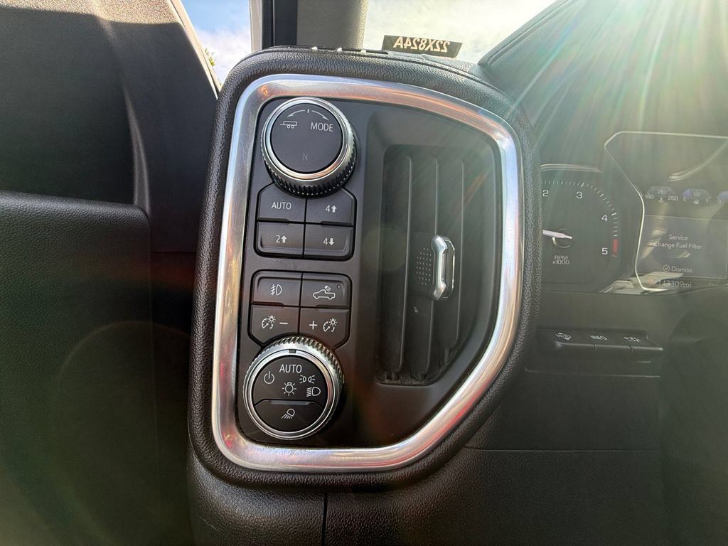 Used 2020 GMC Sierra 3500 Denali w/ Denali Ultimate Package AWD/4WD image 18