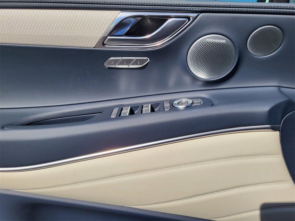 New 2026 Genesis GV80 3.5T Prestige image 8