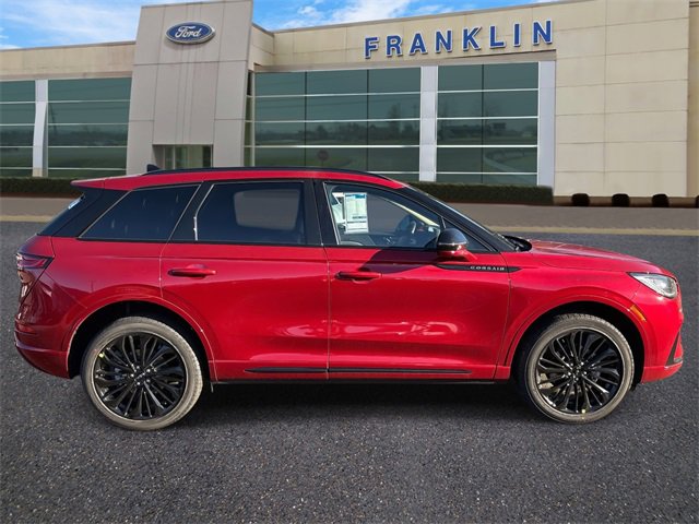 New 2026 Lincoln Corsair Premiere image 8