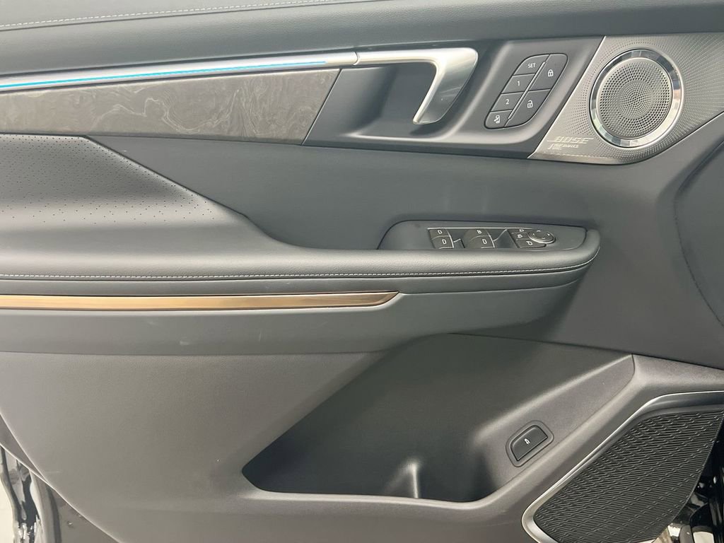 New 2026 Buick Enclave Avenir w/ Super Cruise Package image 22