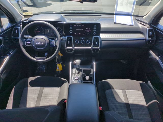 Used 2023 Kia Sorento LX FWD image 27