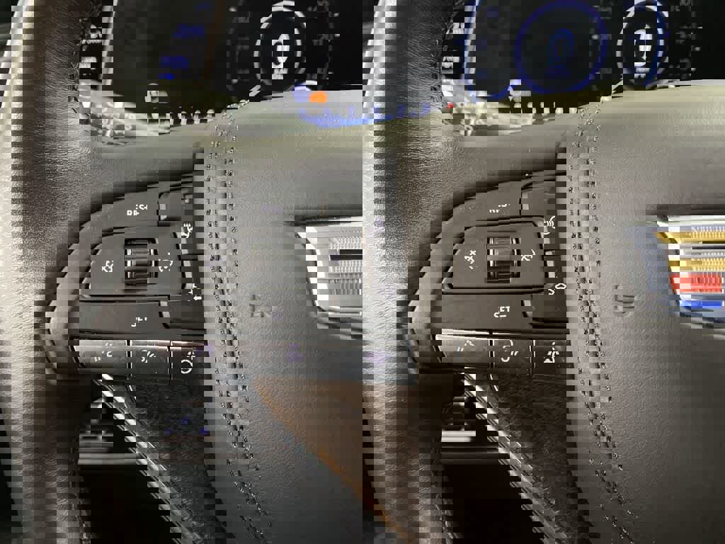 Used 2022 Cadillac Escalade Sport Platinum image 21