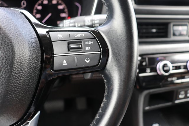 Used 2025 Honda Pilot EX-L image 25