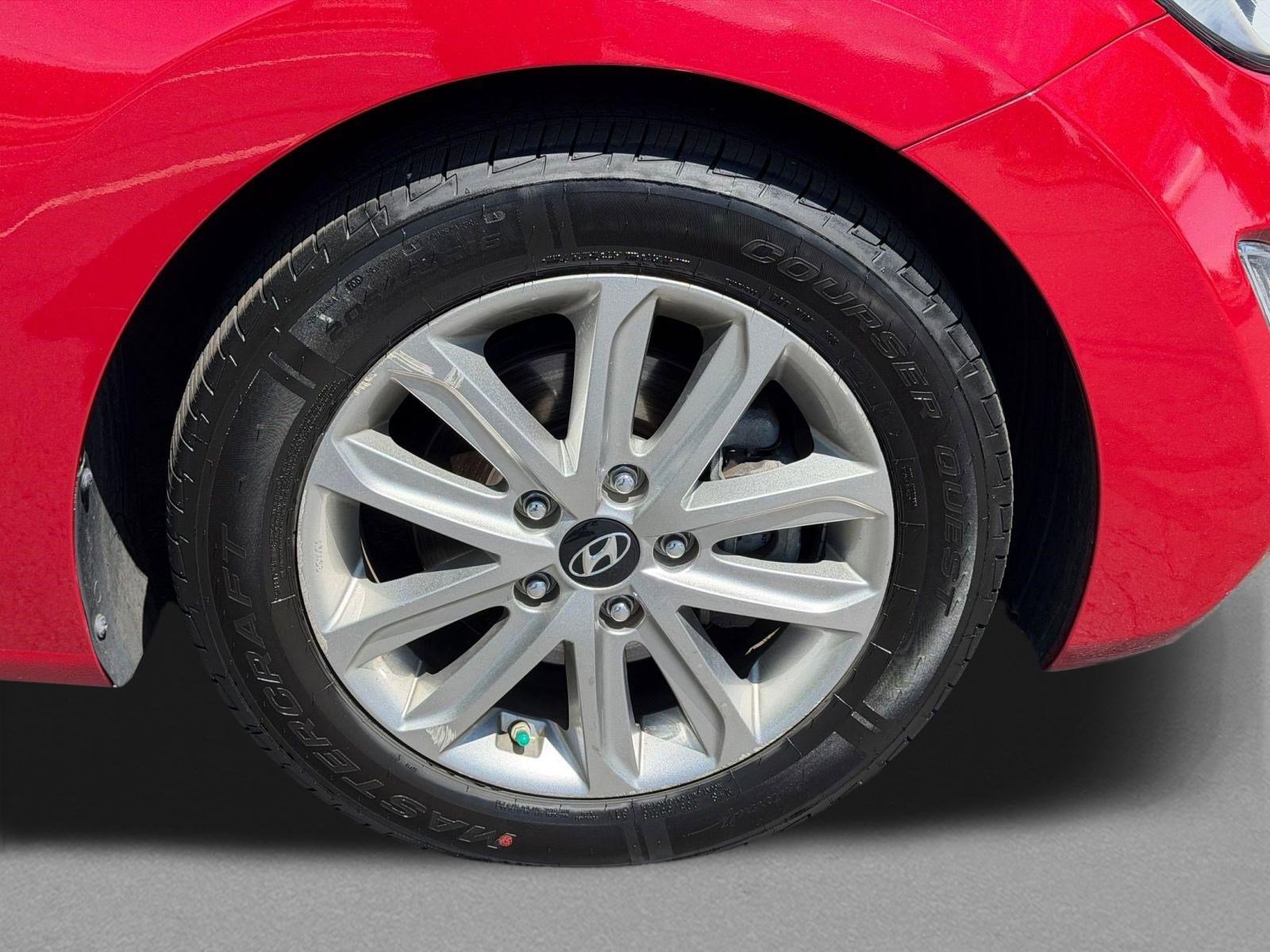 Used 2015 Hyundai Elantra SE w/ Option Group 02 FWD image 11