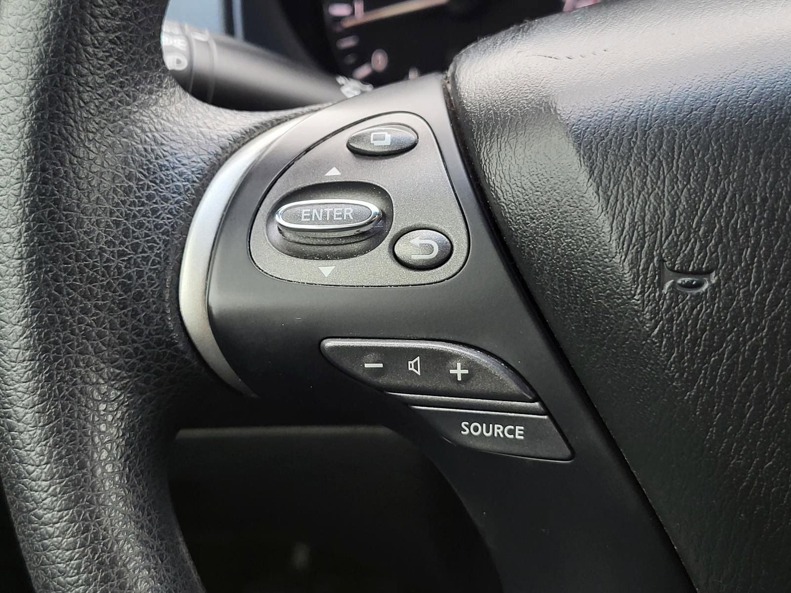 Used 2016 Nissan Pathfinder S FWD image 29