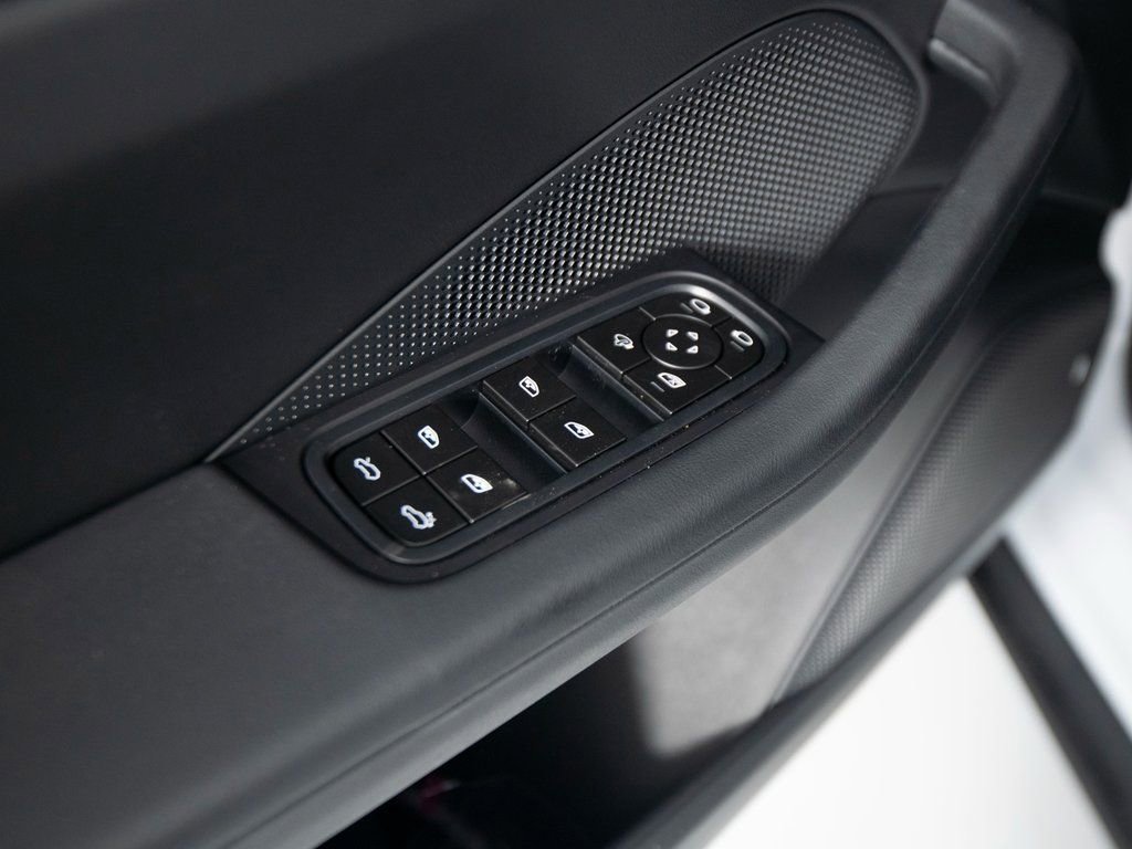 New 2026 Porsche Macan 4S Electric image 21