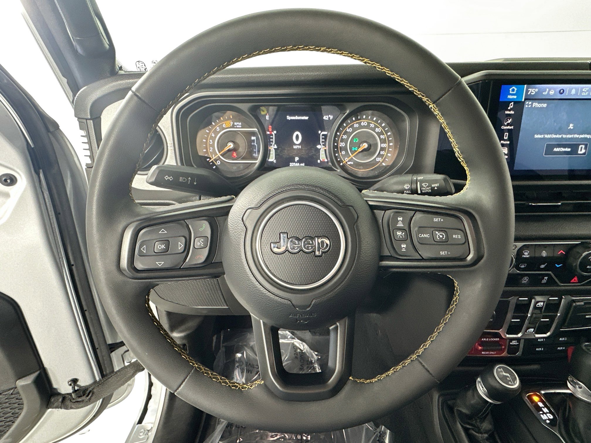 Used 2024 Jeep Wrangler Willys image 11