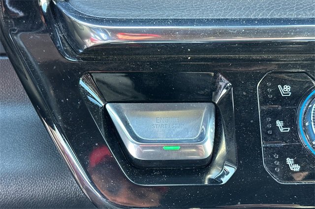 Used 2025 GMC Sierra 3500 Denali image 65