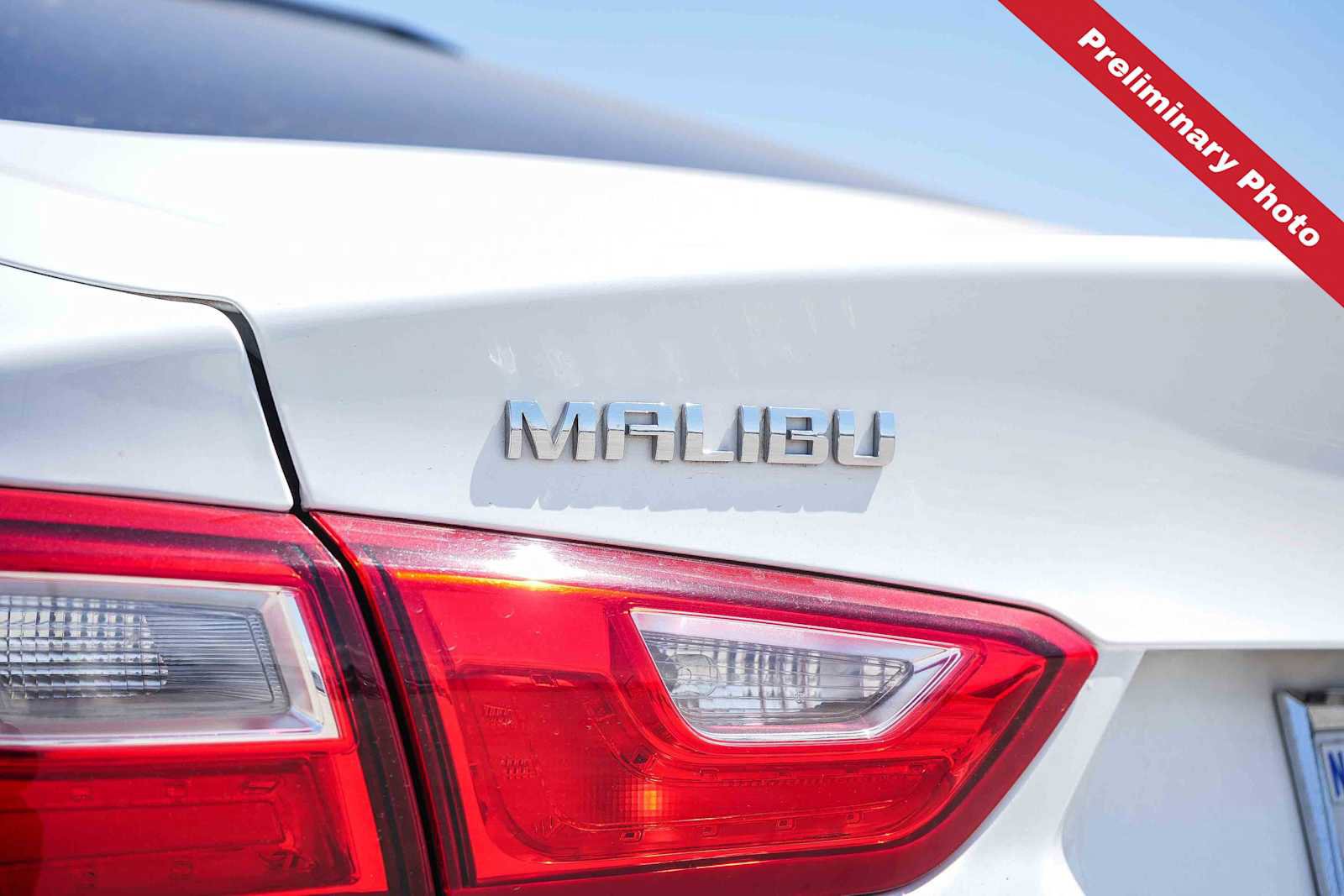 Used 2016 Chevrolet Malibu LT FWD image 10