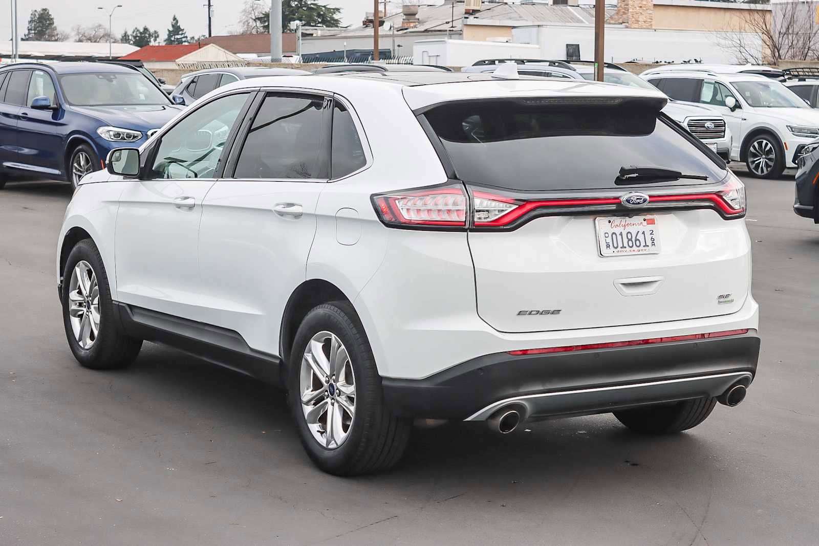 Used 2015 Ford Edge SEL w/ Equipment Group 201A image 2