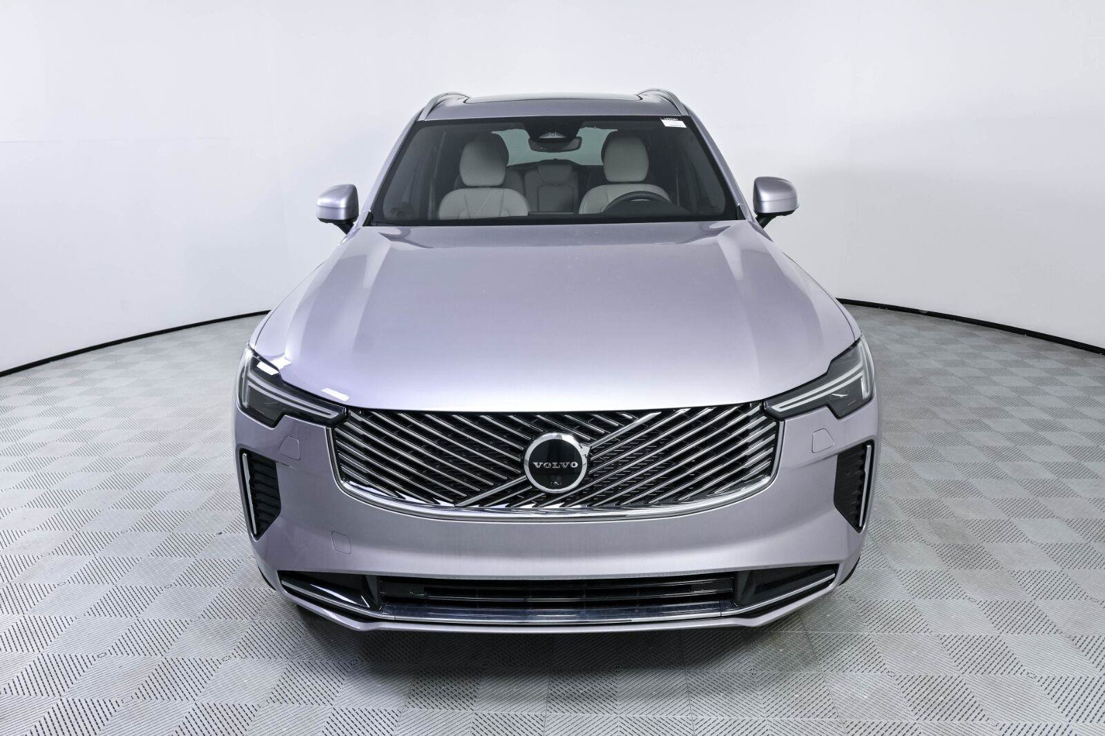 New 2026 Volvo XC90 B6 Plus w/ Protection Package Premier AWD/4WD image 37
