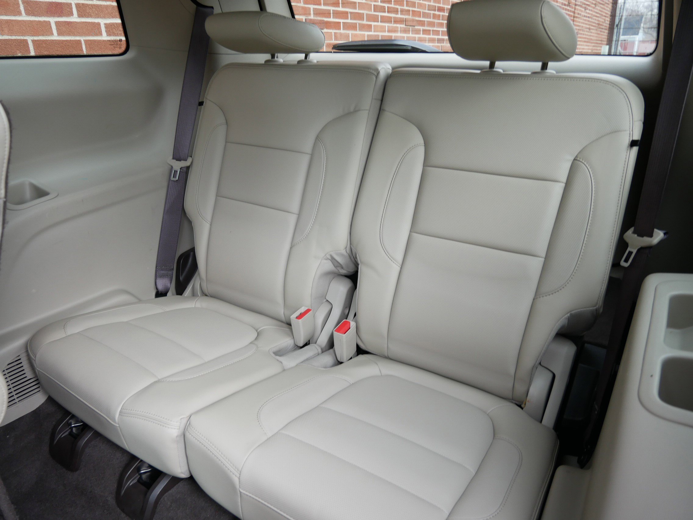 Used 2017 GMC Acadia Denali w/ Technology Package image 11