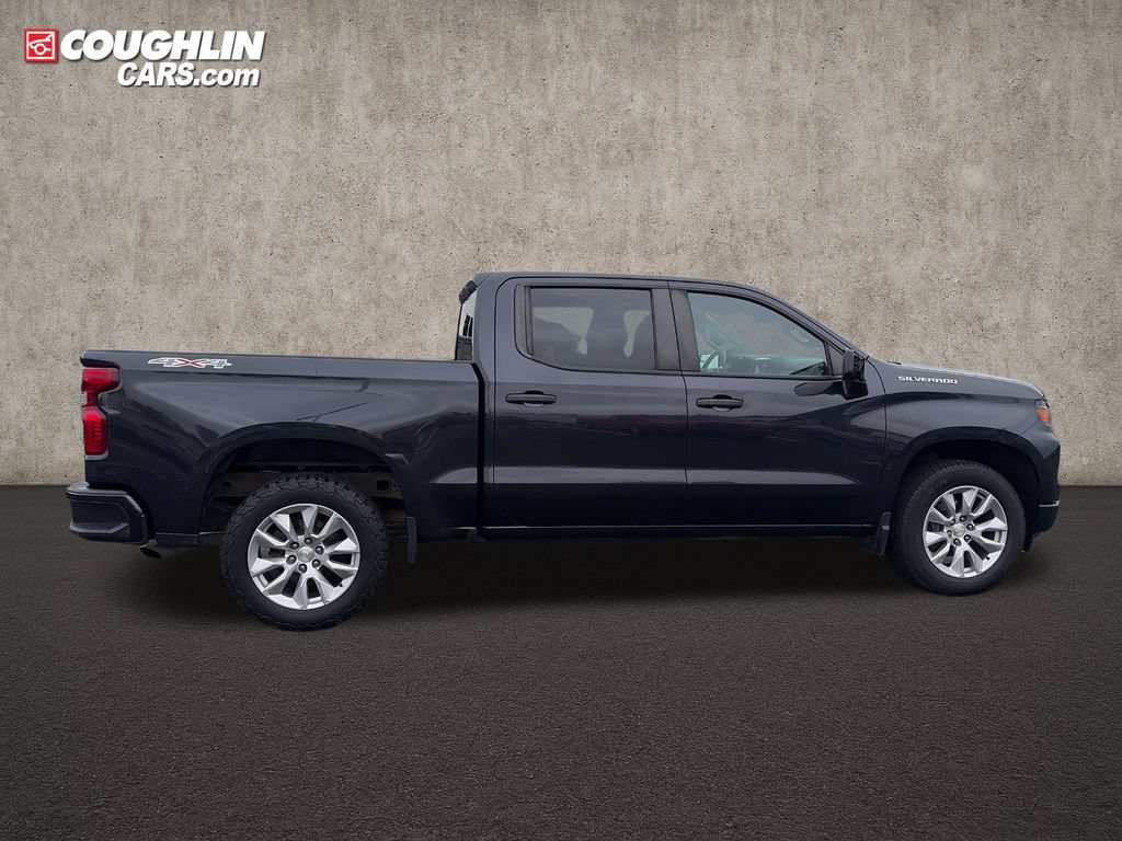 Used 2023 Chevrolet Silverado 1500 Custom AWD/4WD image 8