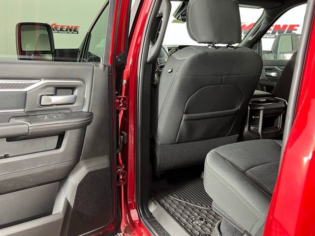 New 2026 RAM 3500 Big Horn AWD/4WD image 25