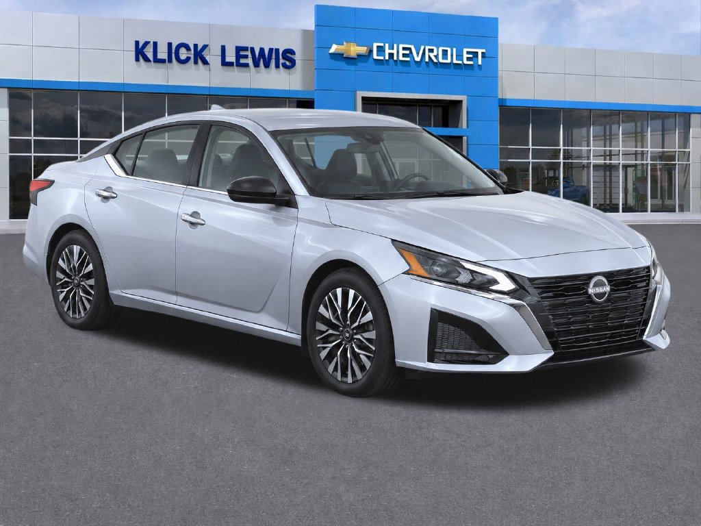 Used 2025 Nissan Altima 2.5 SV
