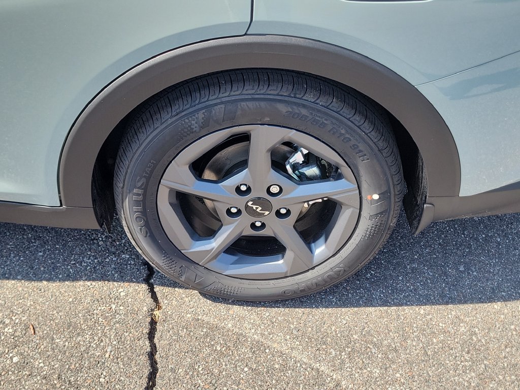 New 2026 Kia K4 FWD image 35