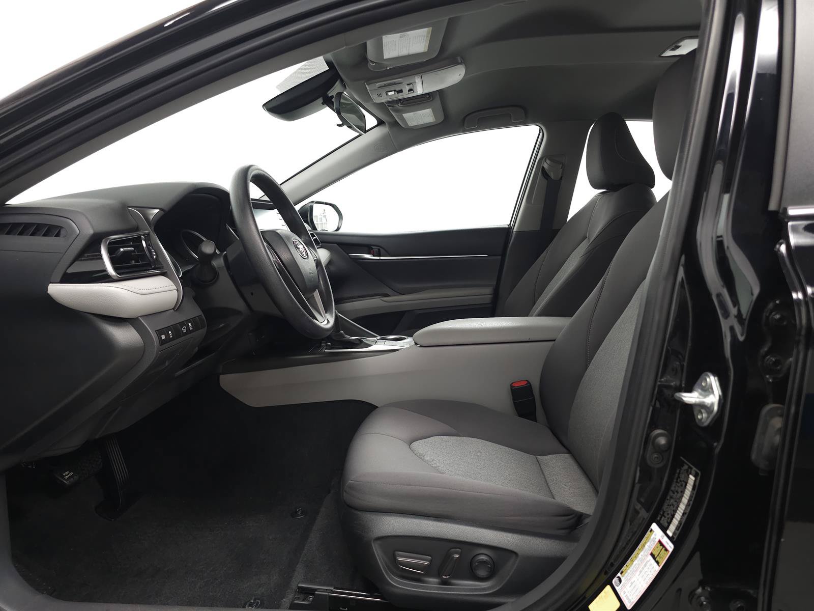 Certified 2024 Toyota Camry LE FWD image 4