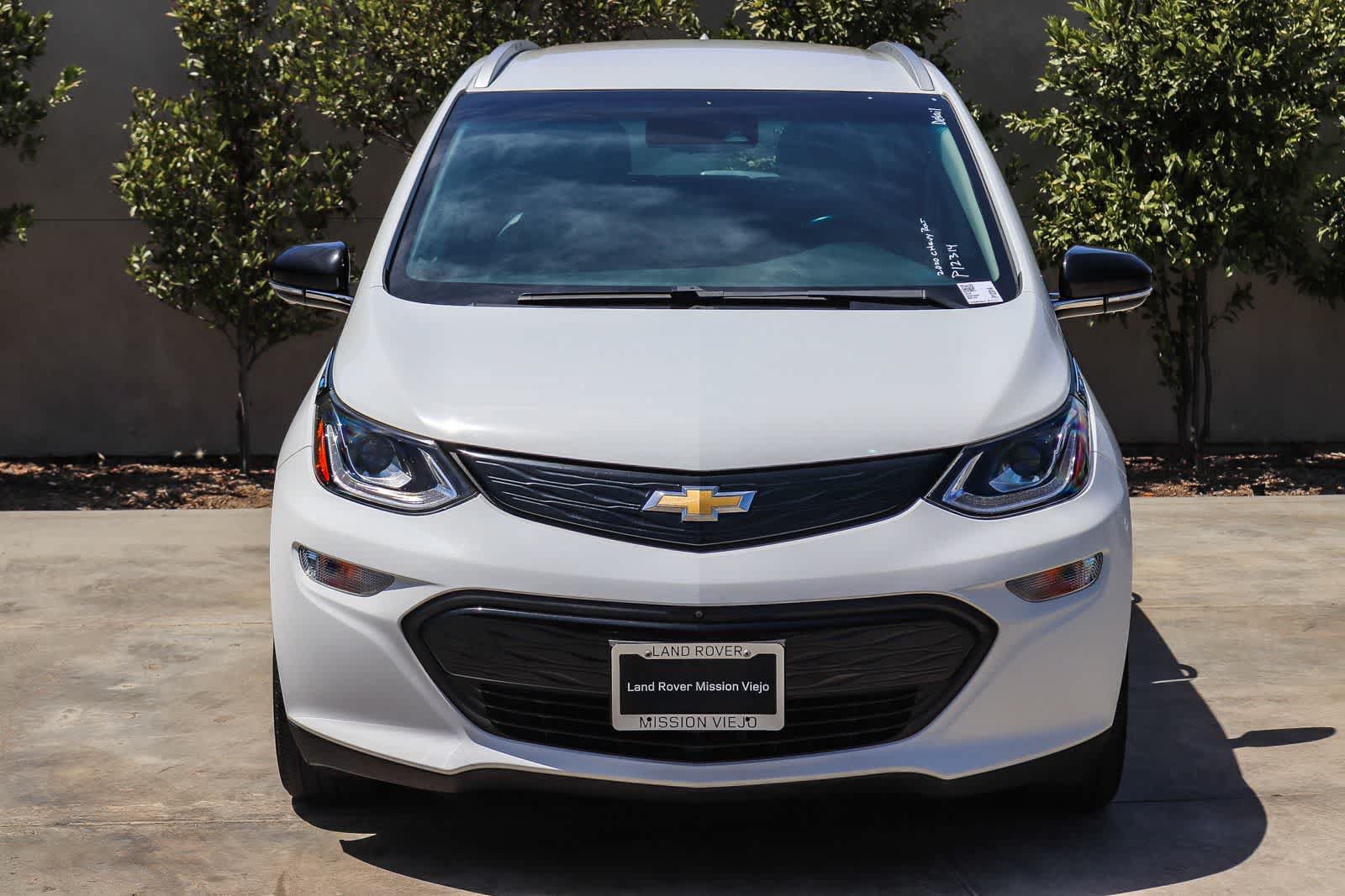 Used 2020 Chevrolet Bolt Premier w/ Infotainment Package FWD image 2