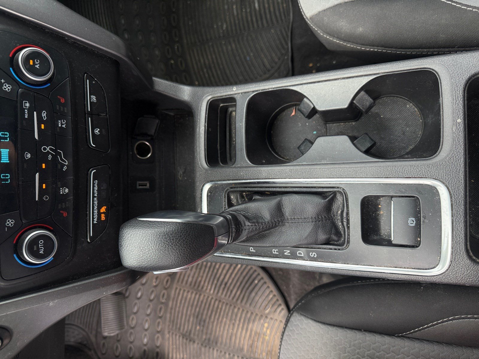 Used 2019 Ford Escape SE AWD/4WD image 15