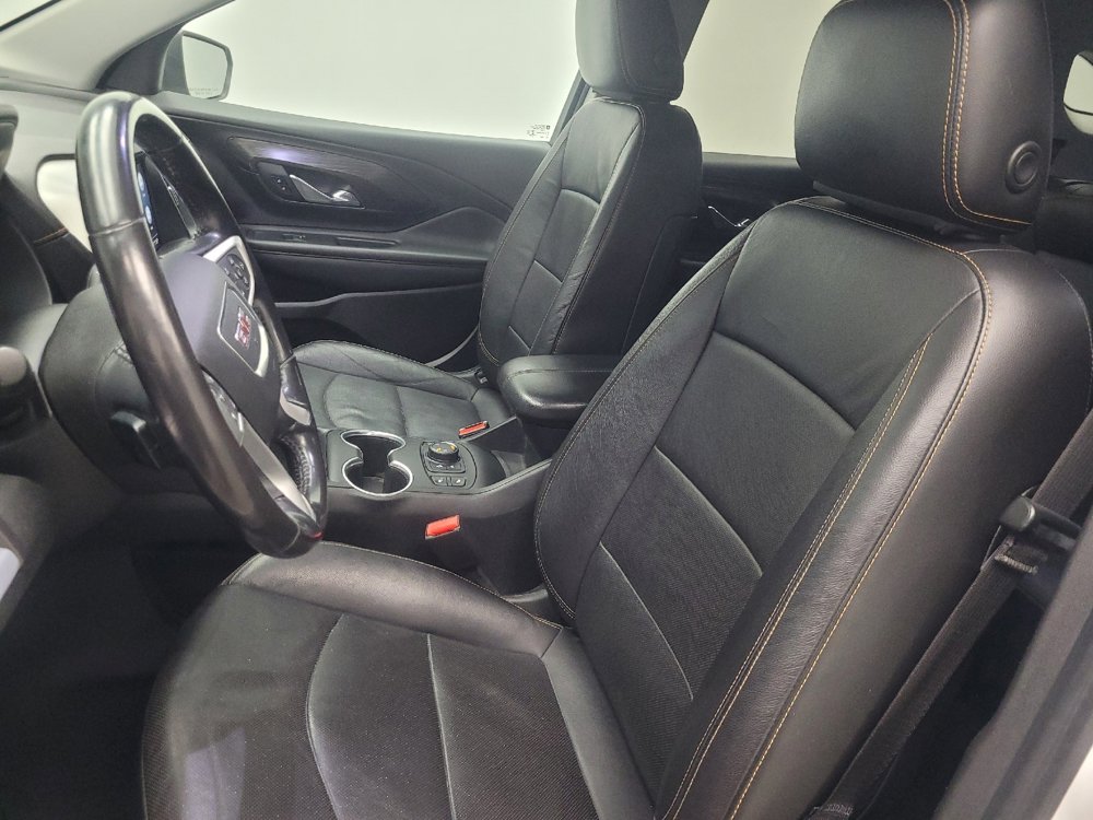 Used 2021 GMC Terrain SLT image 17