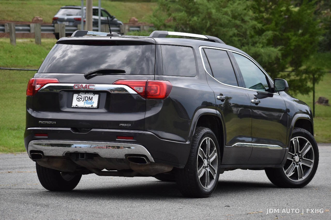 Used 2018 GMC Acadia Denali w/ Technology Package AWD/4WD image 5