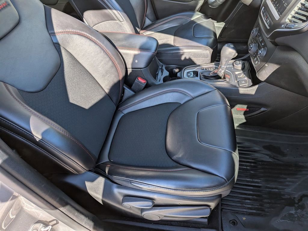 Certified 2021 Jeep Cherokee Trailhawk w/ Sun, Sound & Nav Group image 26