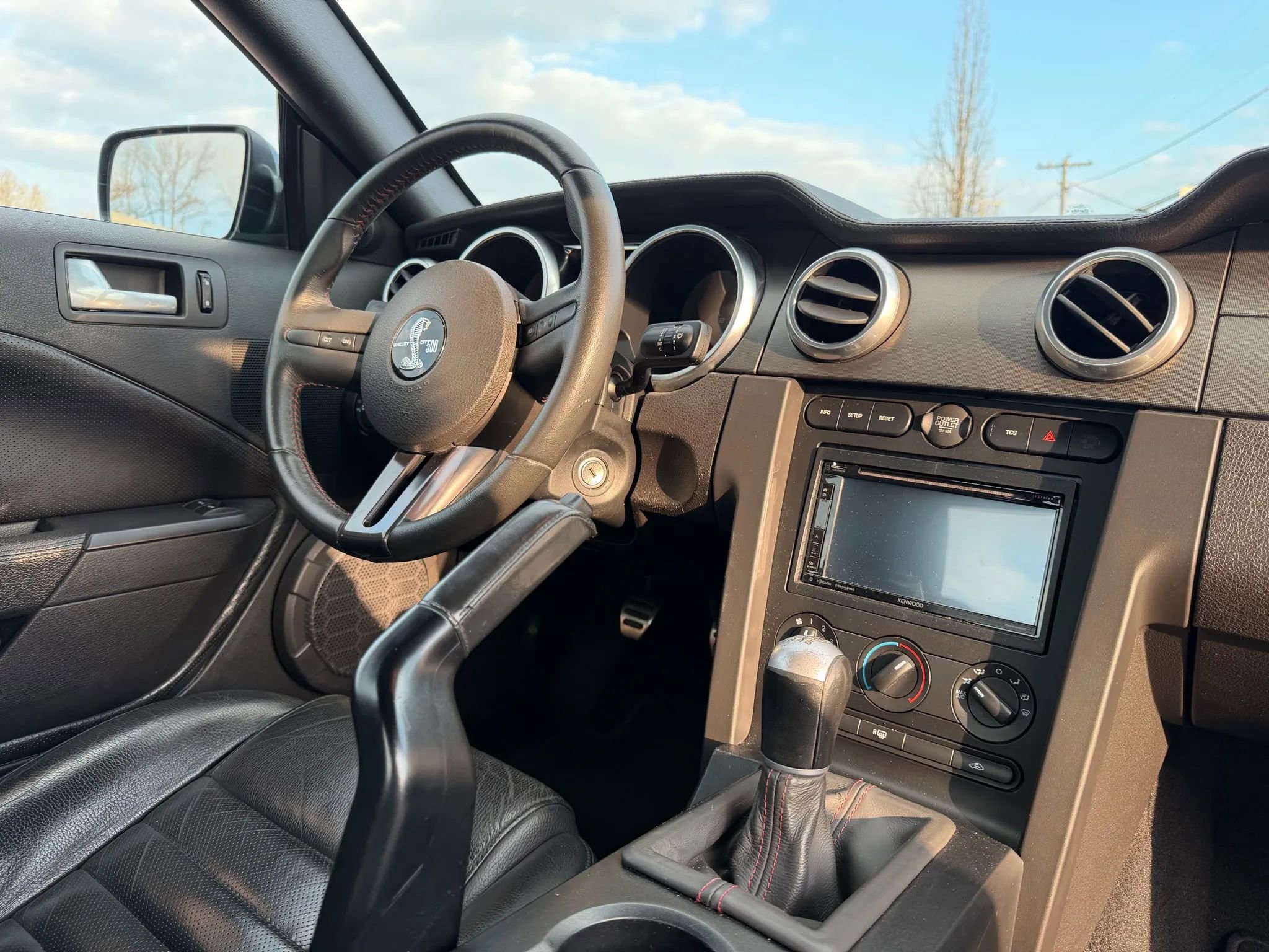 Used 2008 Ford Mustang Shelby GT500 image 23