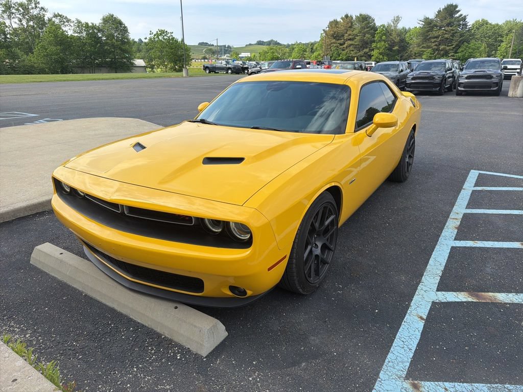 Used 2017 Dodge Challenger R/T Plus RWD image 2