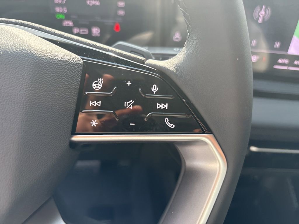 New 2025 Audi Q6 e-tron Premium image 22