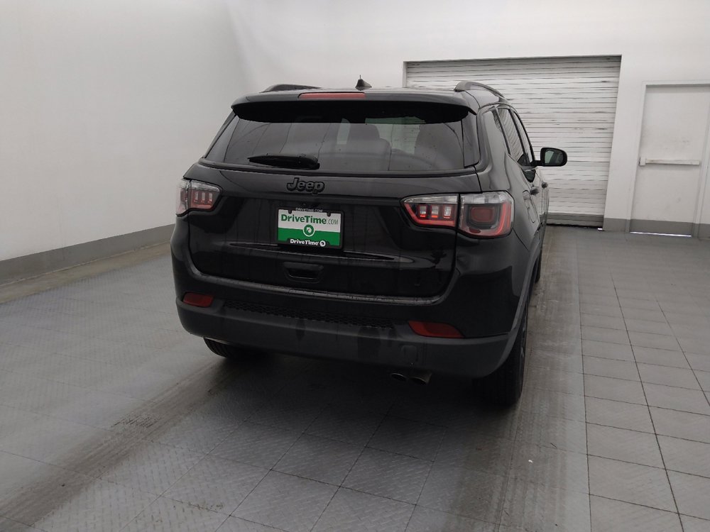 Used 2022 Jeep Compass Latitude FWD image 7