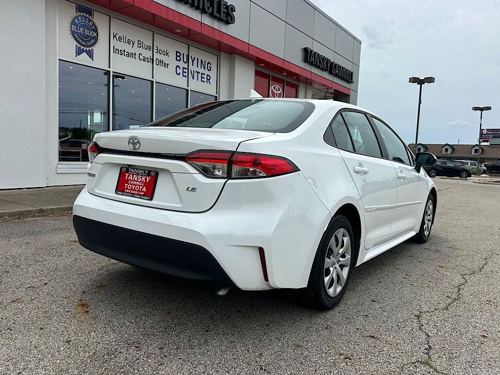 Certified 2023 Toyota Corolla LE w/ Carpet Mat Package (TMS) FWD image 5