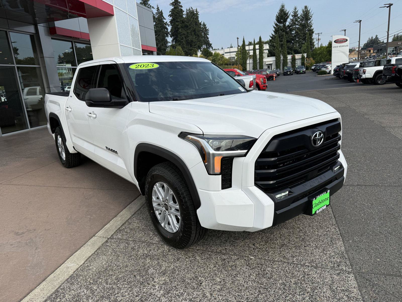 Used 2023 Toyota Tundra SR5 w/ SR5 Premium Package RWD image 8