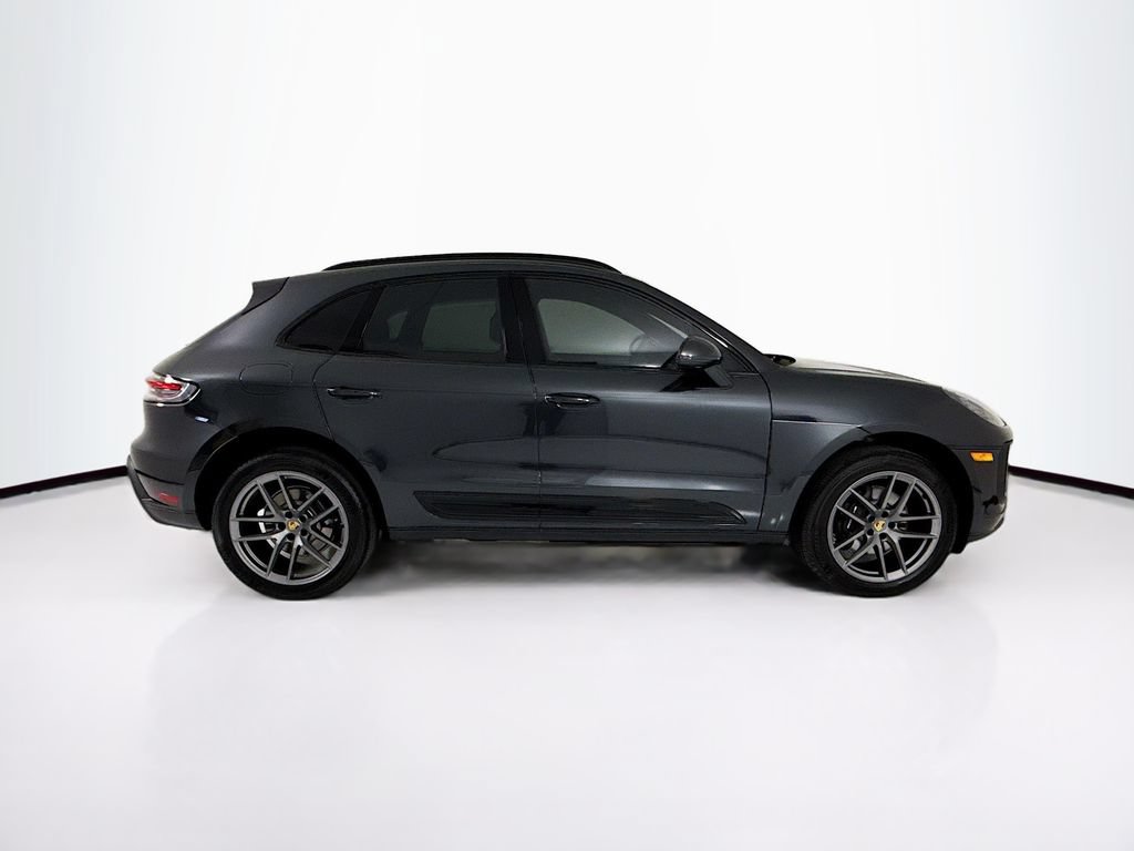 New 2026 Porsche Macan AWD/4WD image 8