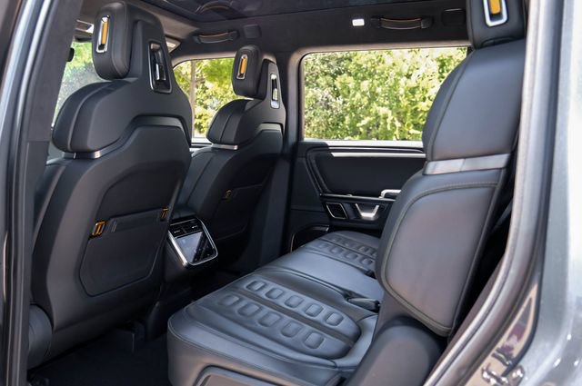 Used 2023 Rivian R1S Adventure AWD/4WD image 45