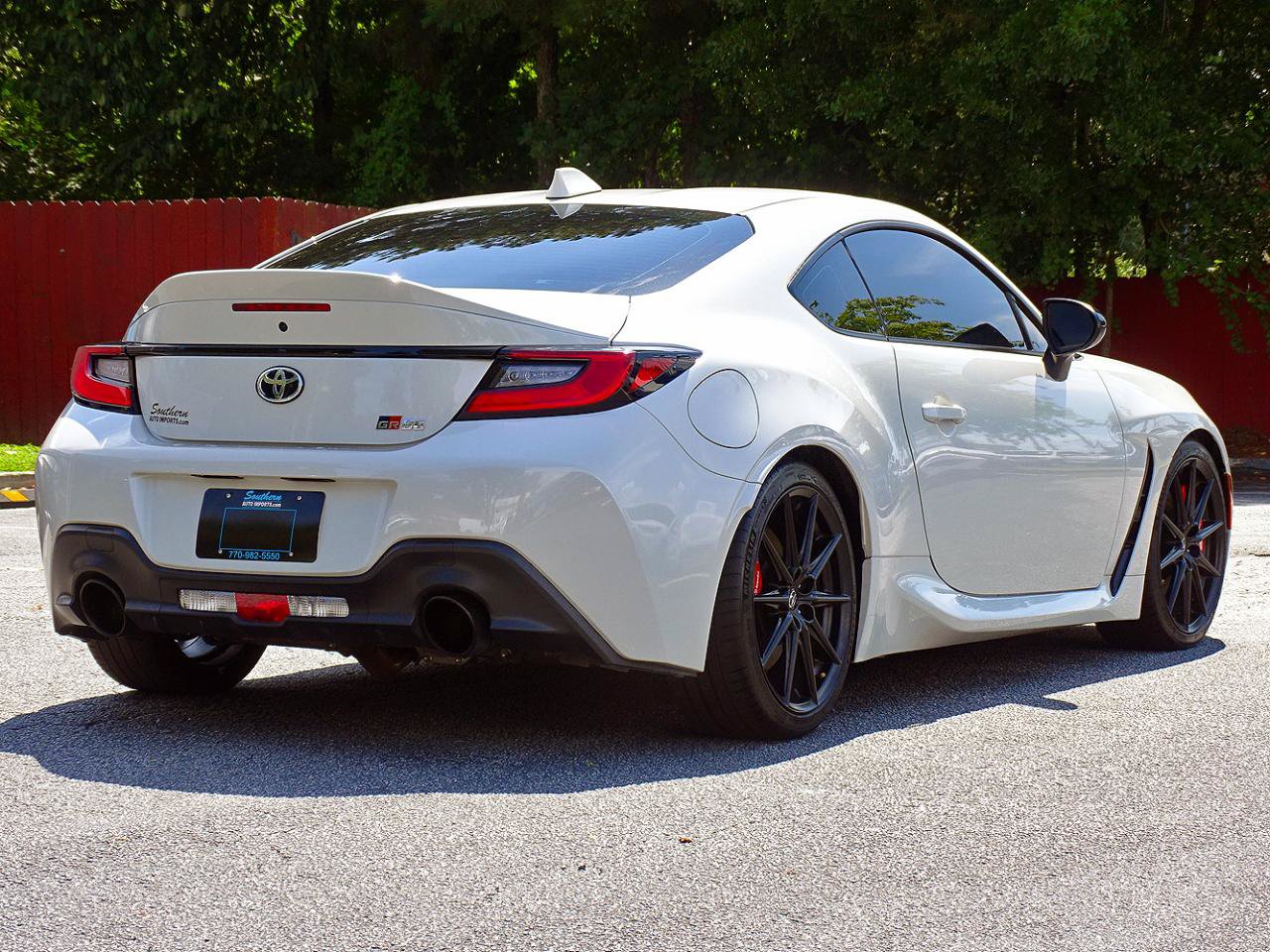 Used 2025 Toyota GR86 Premium w/ Performance Package RWD image 13