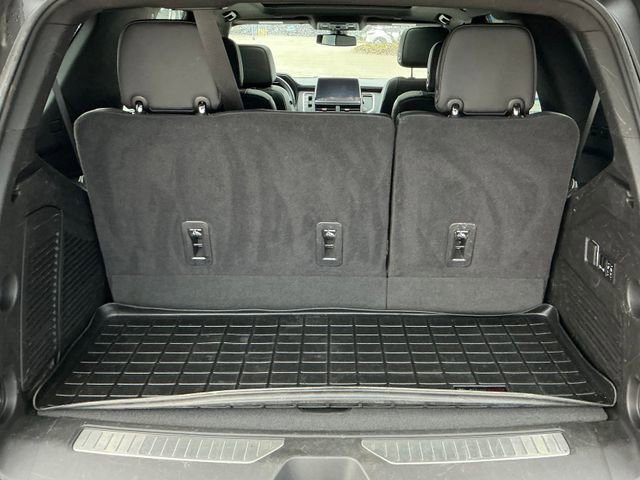 Used 2022 Chevrolet Tahoe RST w/ Luxury Package AWD/4WD image 15