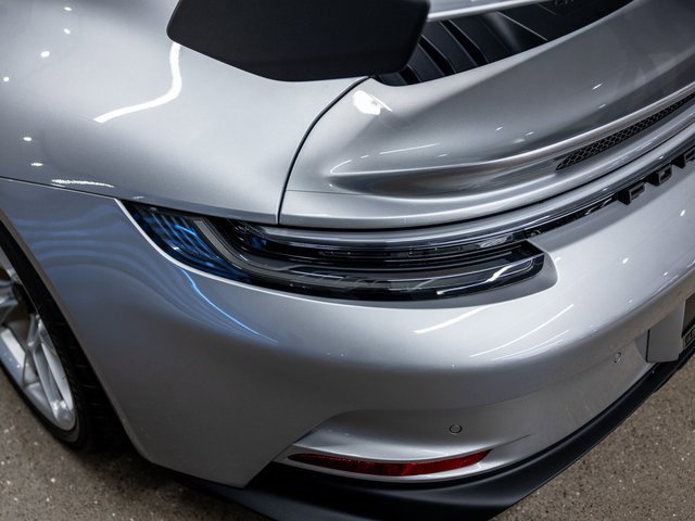 Used 2023 Porsche 911 GT3 image 26
