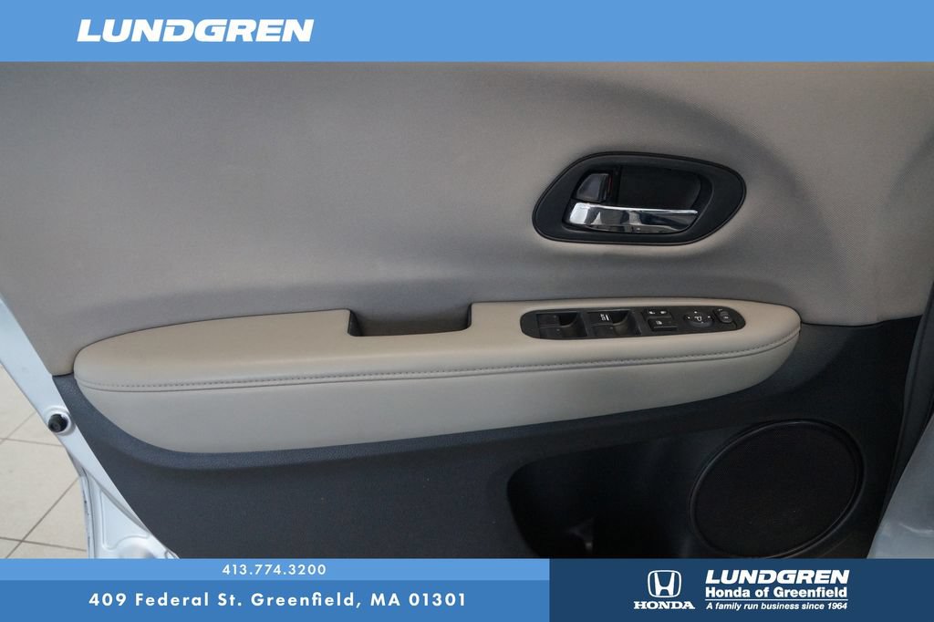 Used 2018 Honda HR-V LX image 14